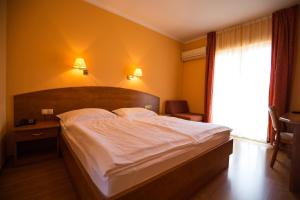 Double Room with Balcony and Sea View room in Villa Tamaris