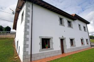 Los fresnos de ribadesella 4 personas