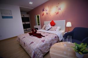 MLH Designer Duplex Suite @ EkoCheras