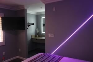 ERTH INN by AGA Maywood