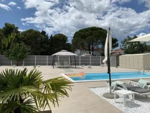 Romantik Pearl with free EV Ch-Station - Valbandon