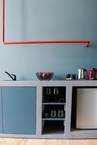 CentraL44 WoW CasuaL Suite-Ermou view