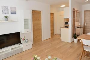 Apartment Serles