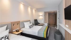Standard Twin Room room in Holiday Inn Express Munich - City East an IHG Hotel