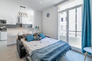 Appartements Appart entier avec 1 chambre, 4 personnes max+ internet(FIBRE) / Entire Flat with 1 bedroom, for 4 people max + internet (FIBER OPTIC) : photos des chambres