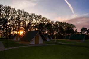 B&B / Chambres d'hotes Hebergements Insolites - Etretat Aventure : photos des chambres