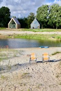 Namelis nuosavame paplūdimyje