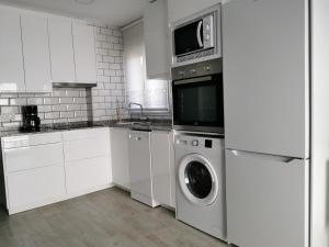 Beach front Esther 3 Villajoyosa VACATION RENTALS FROM 11 NIGHTS