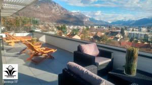 Panoramique 180 lac et montagne et Nid Secret spa romantique