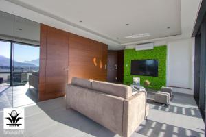 Panoramique 180 lac et montagne et Nid Secret spa romantique