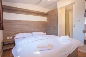 Mobile Homes Delta Marine at Campsite Rapoća 