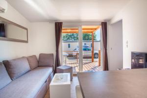 Mobile Homes Delta Marine at Campsite Rapoća