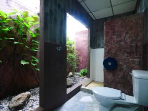 Forest Bungalows & Mamas Restaurant