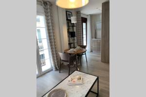 céntrico apartamento La Llum 1A