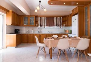 Holiday Sea View Villas