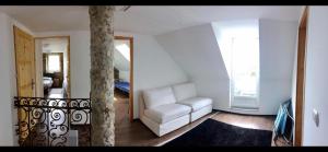Modern stone house in Balatonfüred with jacuzzi