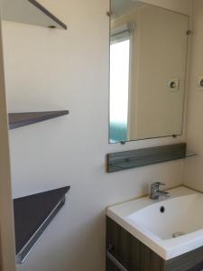 Campings Mobilhome avec vue sur etang : photos des chambres