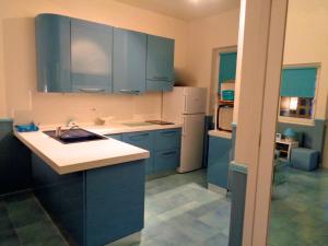 LES PIEDS DANS L EAU img46