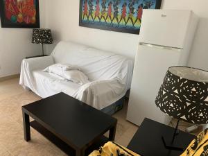 SERVICE APART LAZARO- Apartamentos Aguamarina 13-B