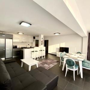 Cara Apartment - 5 min walk to the beach (Delfinariu - bd. Mamaia)