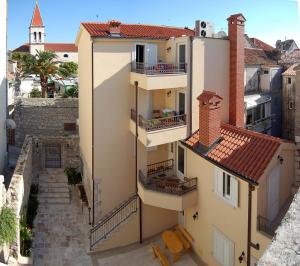 Old town studio apartments