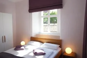 65qm Wohnung Klosterblick im historischen Pfarrhaus Pielenhofen - Neudorf