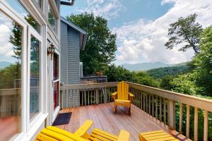 Three Bedroom Apartment room in Skyleaf A5