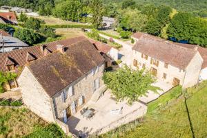 Maisons de vacances Gite du Houx - Domaine de Bardenat avec Piscine chauffee : photos des chambres