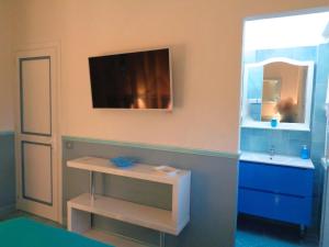 LES PIEDS DANS L EAU img35