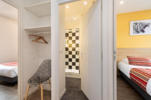 Hotels Hotel Byakko Nice : Suite avec Terrasse 