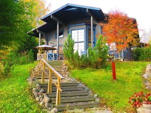 Holiday Village Tahko-Tours