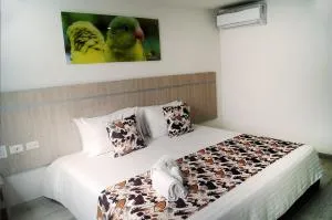 卡菲拉酒店 - 圣罗莎德卡瓦尔