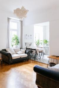 Comfortable & Spacious Lodz City Center Apartment