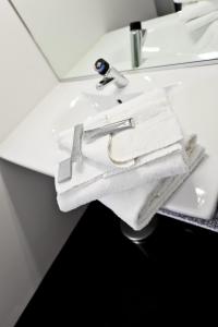 Hotels Le Saint-Pierre : photos des chambres