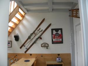 LE CENTRAL studio mezzanine