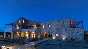 Abeloessa Methonian Hospitality