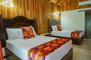 Arenal History INN