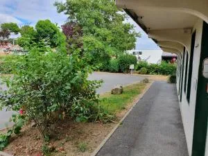 普瑞米尔经典古劳米埃穆胡酒店 - 库洛米耶