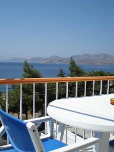 Family Two-Bedroom Apartment with Panoramic Sea View