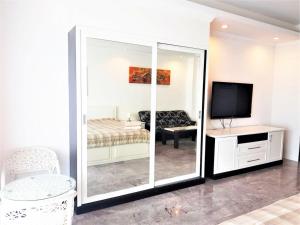 30th Floor Sea View Studio at View Talay 8