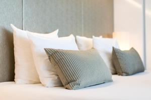 King Suite with City View room in Holiday Inn Eindhoven Centre an IHG Hotel