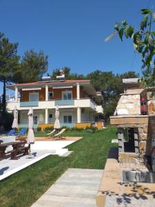 Laida studios Thassos Greece