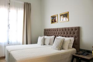 9 Muses Hotel