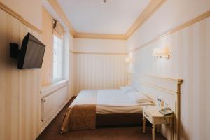 Classic Double Room room in Premier Geneva Hotel