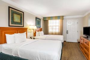 Double Room with Two Double Beds room in La Quinta Inn by Wyndham El Paso West