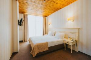 Suite room in Premier Geneva Hotel