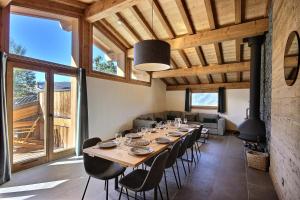 Chalets CHALET L'AULP : photos des chambres