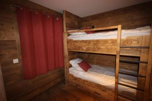 Chalets CHALET L'AULP : photos des chambres