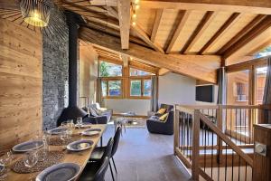 Chalets CHALET L'AULP : photos des chambres