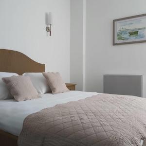 Hotels HOTEL JEAN DE BRUGES : Chambre Familiale Standard